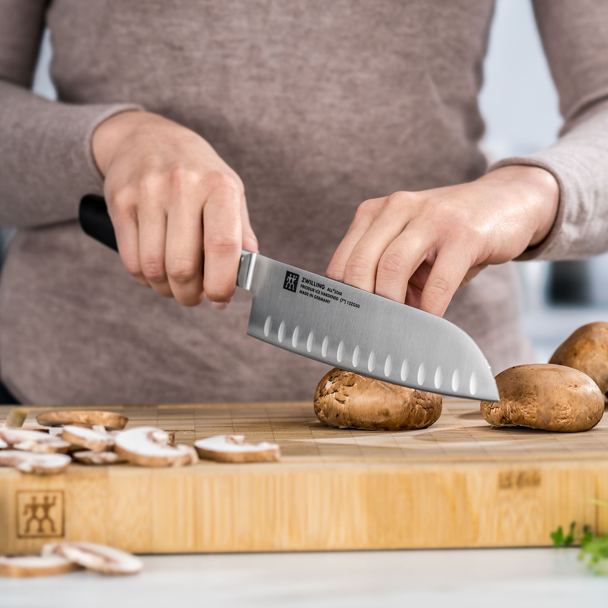 ZWILLING | ALL * STAR - Нож Santoku - Острие: 180 мм - Сребрист