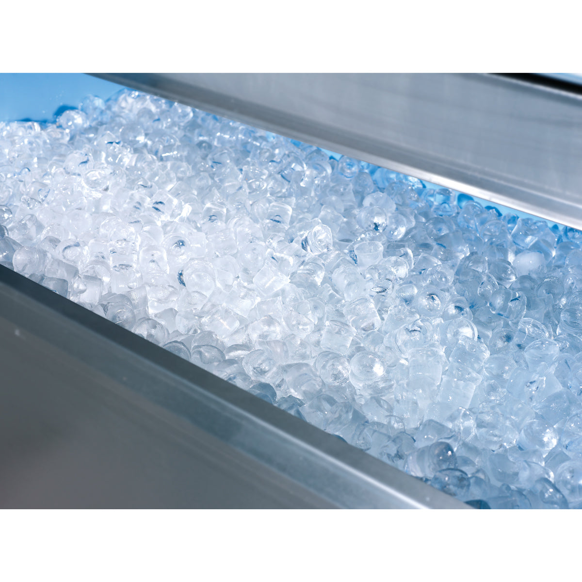 Ice maker 24kg / 24h. with water cooling