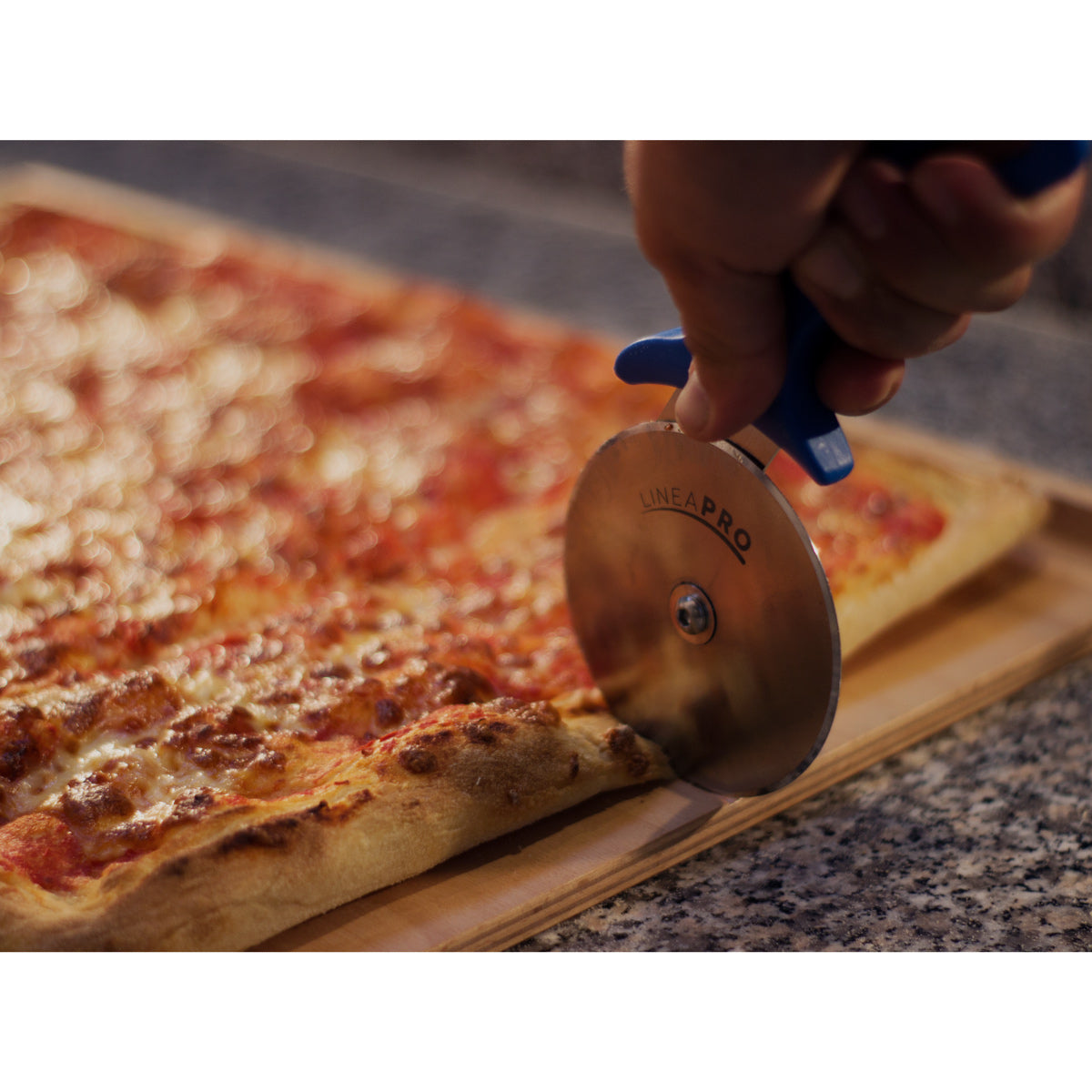 PREMIUM Pizza Knife - Smooth