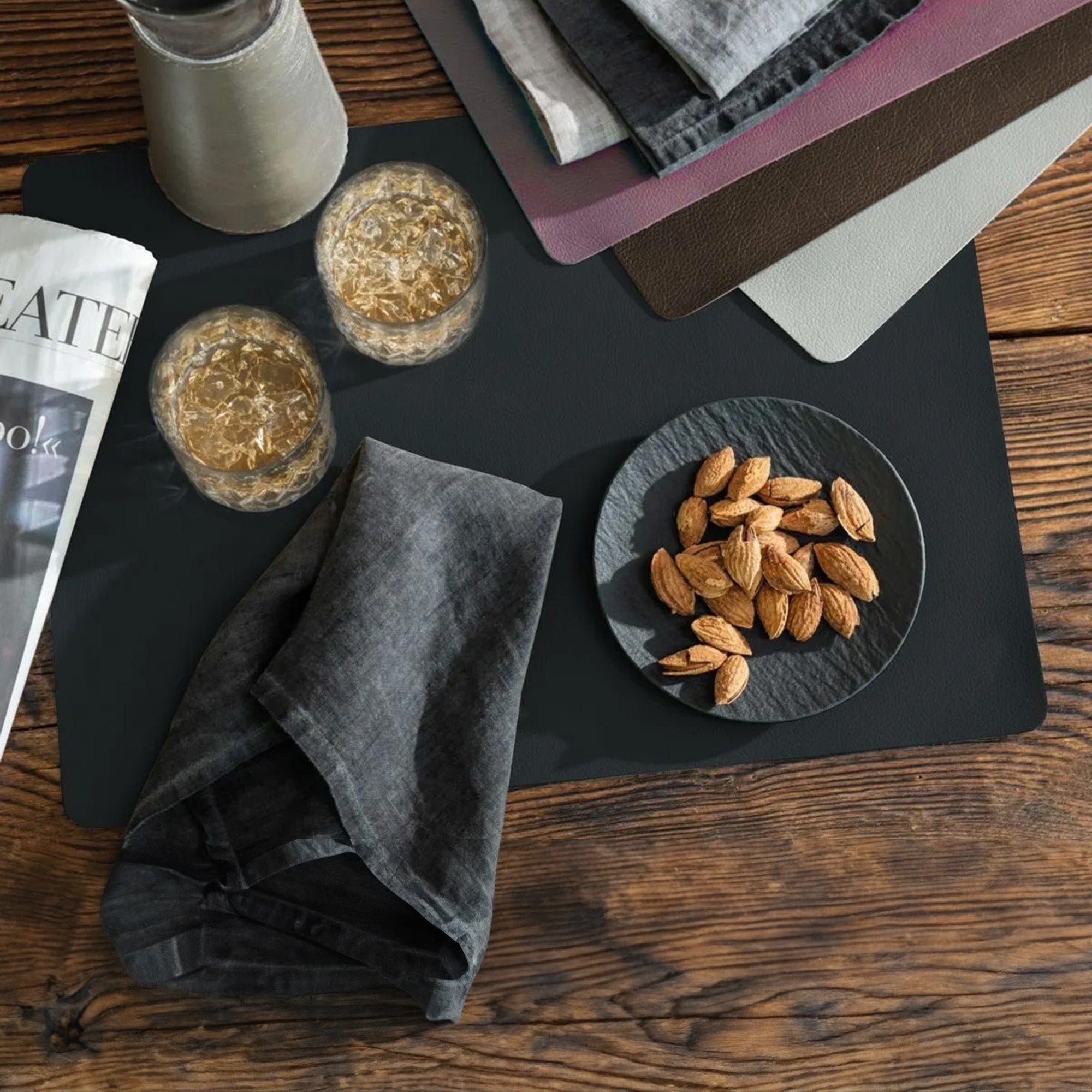 (12 pieces) James coasters - in an elegant leather look - 33 x 46 cm - anthracite