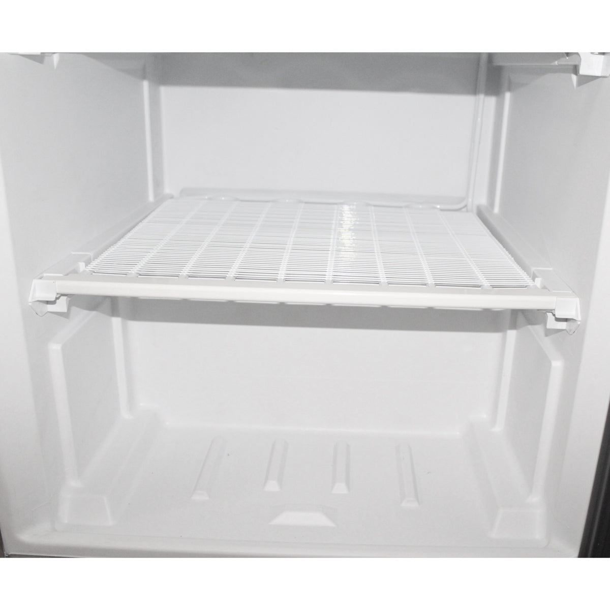 Refrigerator 600 liters - with 1 glass door